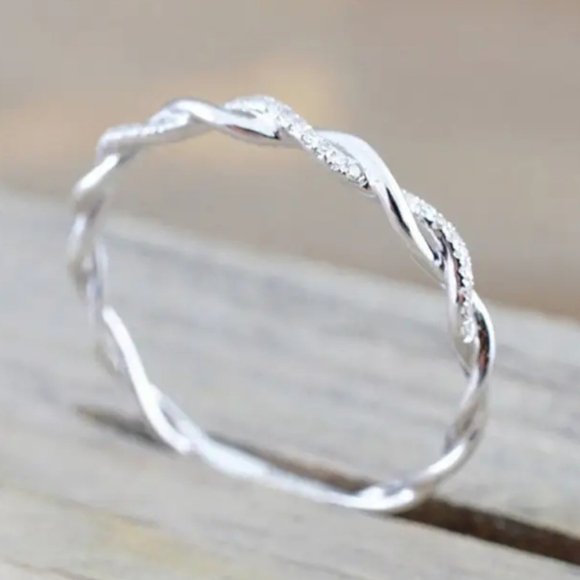 Women's rings 18k gold/silver plated Zirconia stone size 6 to 9 - Picture 3 of 4